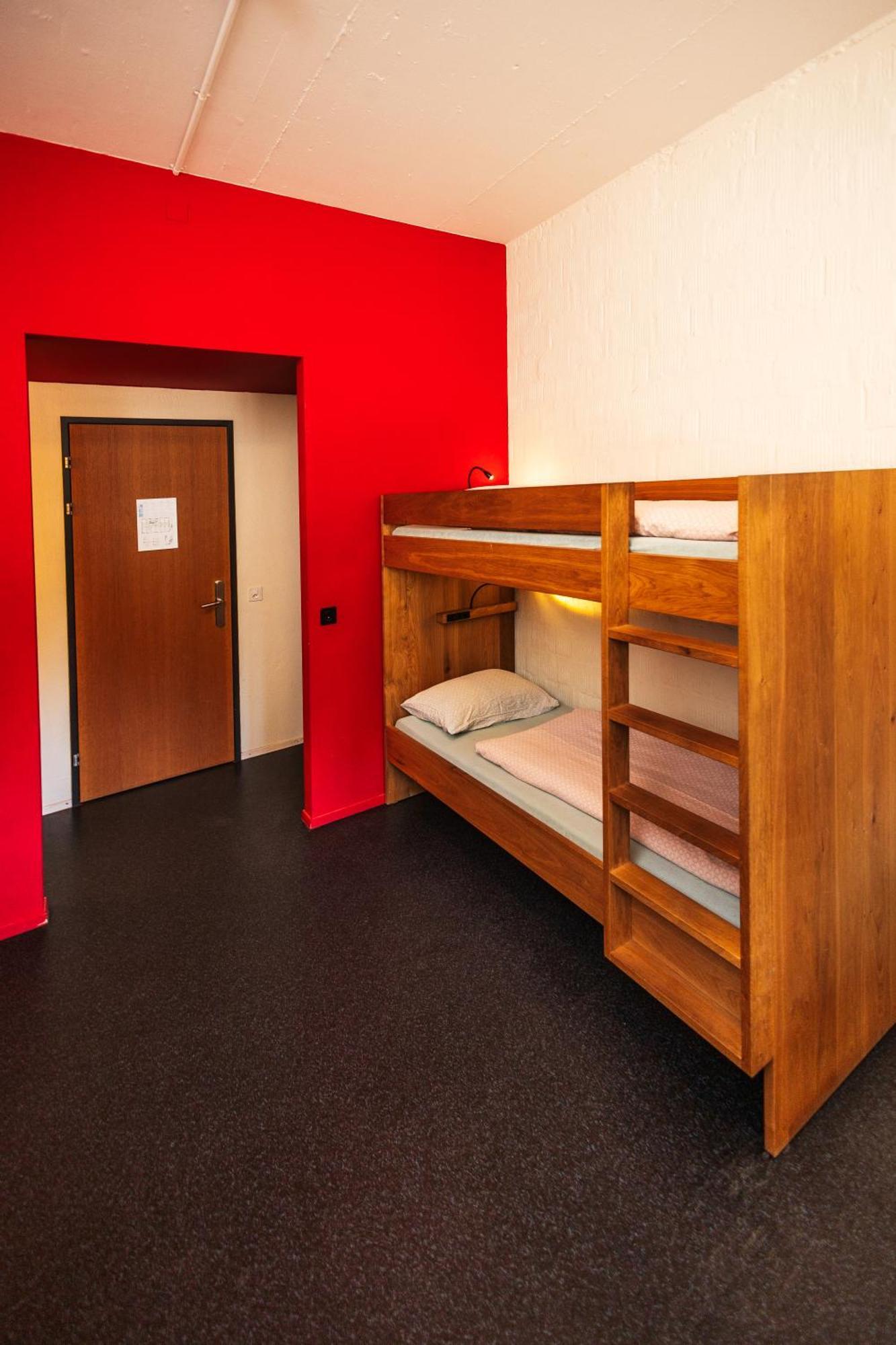 Baden Youth Hostel Eksteriør bilde